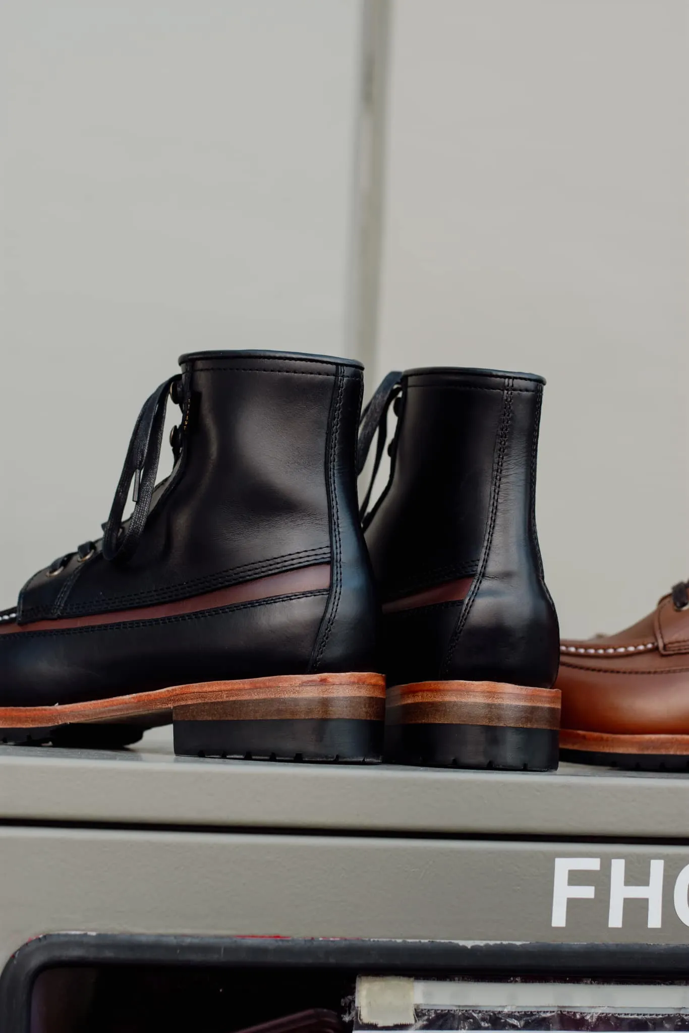 CAPTAIN LEATHER X  ORIFANT IVORY