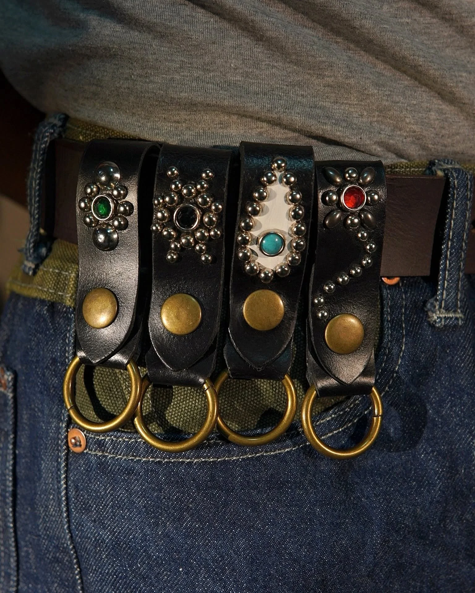 STUDDED KEY HOLDER ORIFANT DENIM (ไม่สามารถเลือกแบบได้) - Image 3